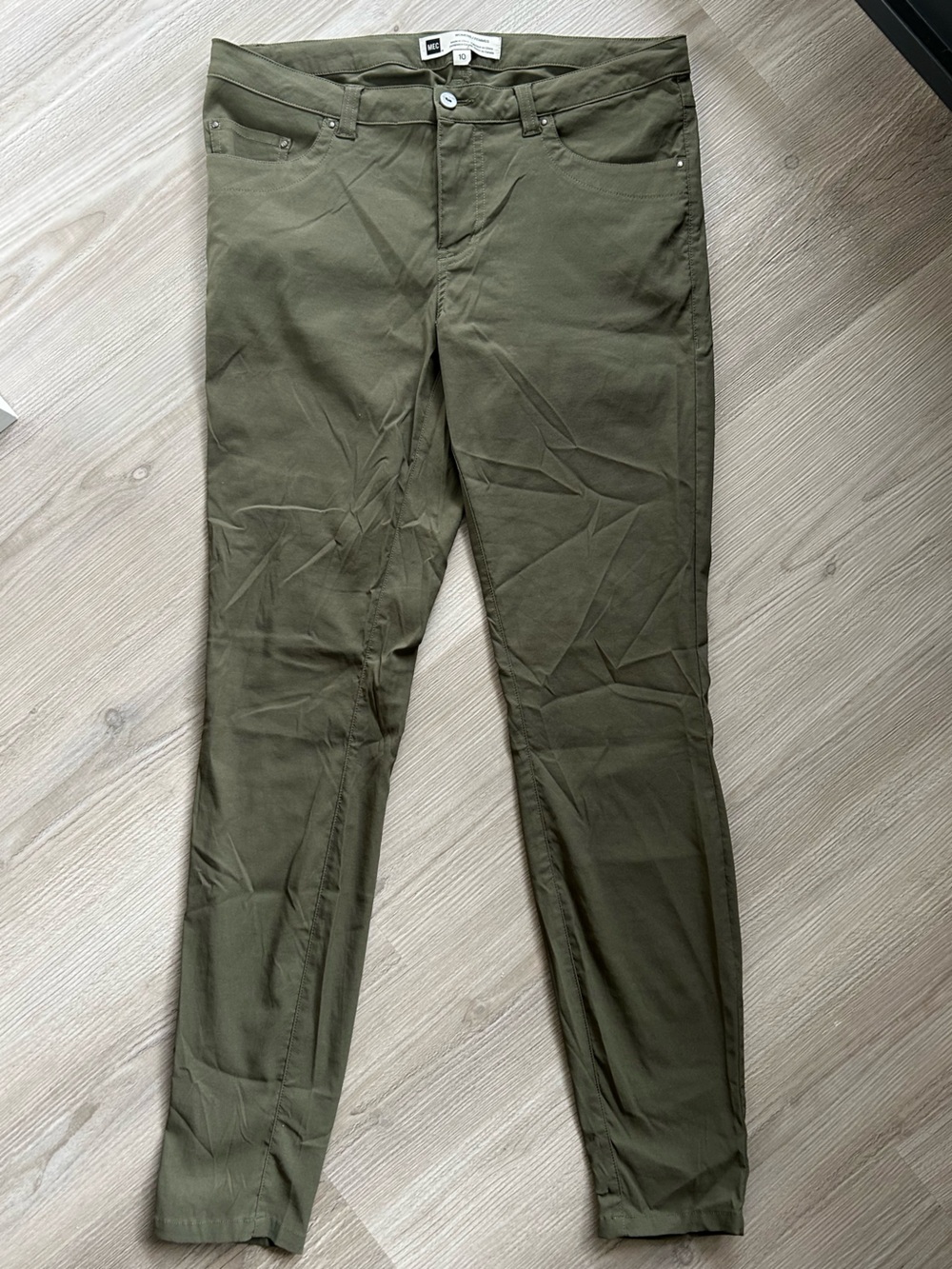 MEC hiking pants sz 10 - Picture 2 of 12